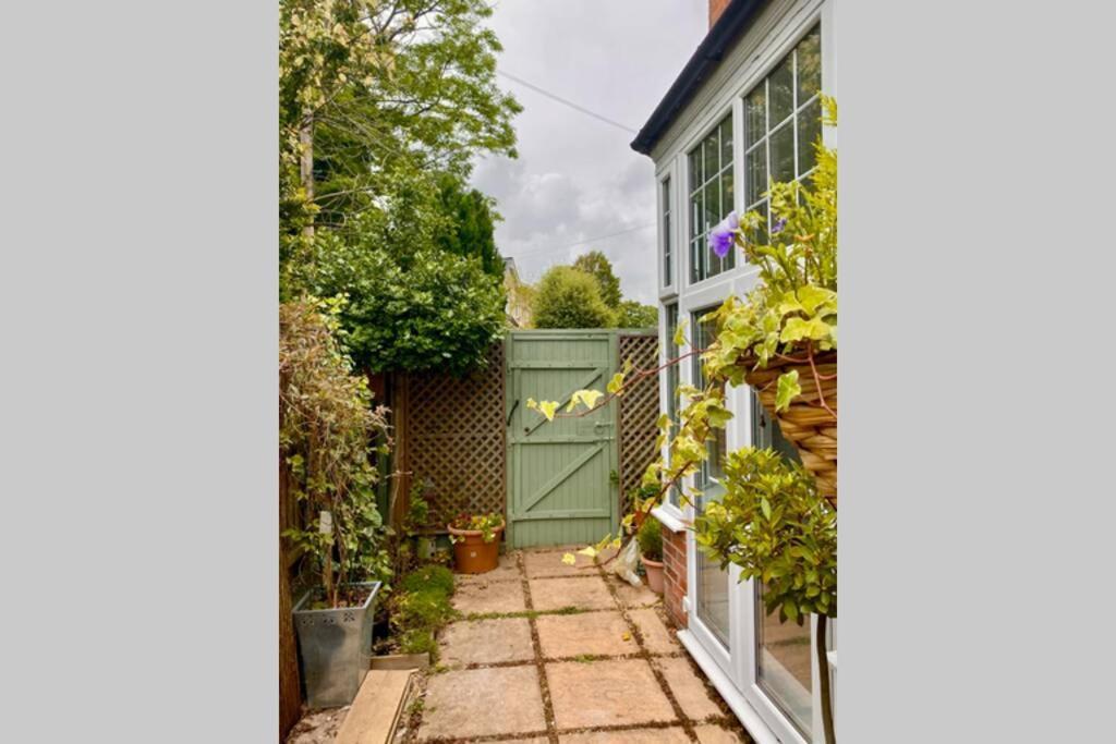 Cleveland House - Perfect For Beaches And Town. Bournemouth Bagian luar foto