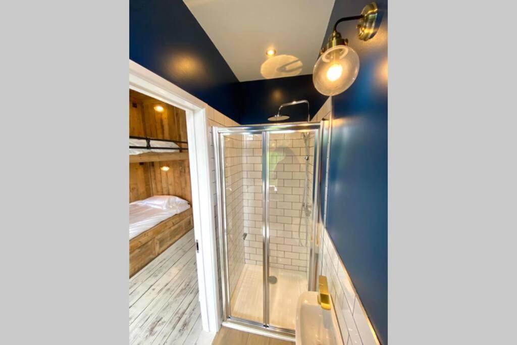 Cleveland House - Perfect For Beaches And Town. Bournemouth Bagian luar foto