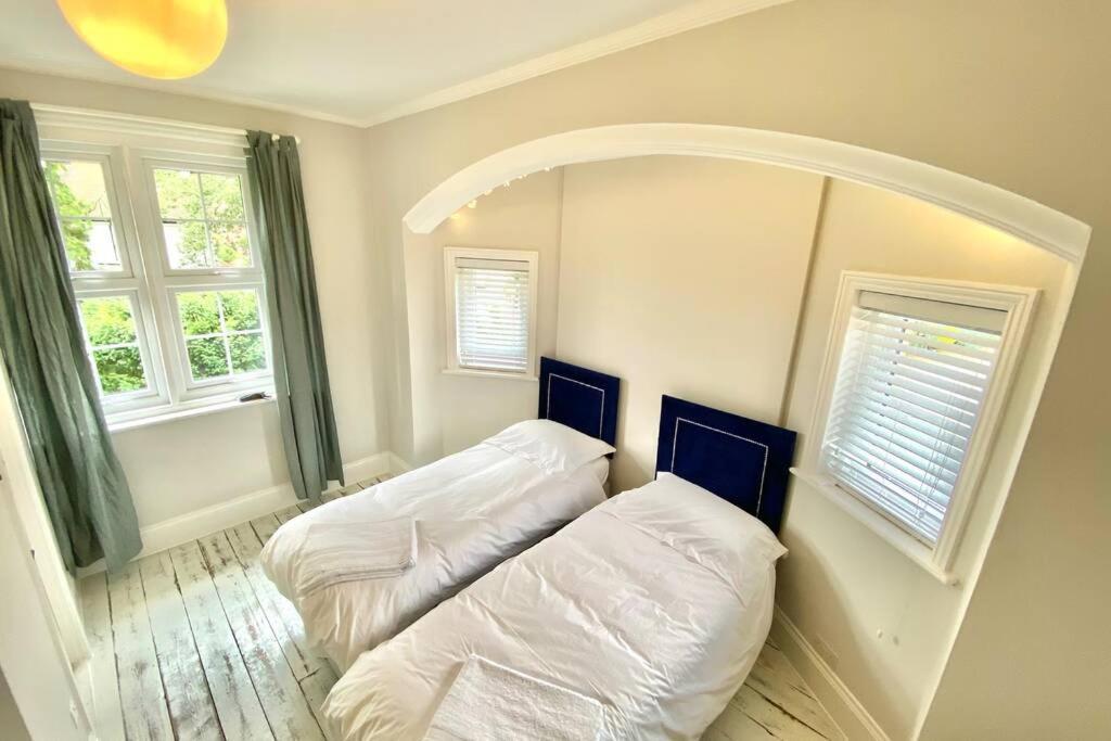 Cleveland House - Perfect For Beaches And Town. Bournemouth Bagian luar foto