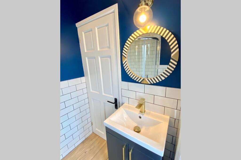 Cleveland House - Perfect For Beaches And Town. Bournemouth Bagian luar foto